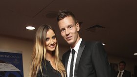 Tomáš Berdych si v Monaku vzal svoji dlouholetou přítelkyni Ester Sátorovou.