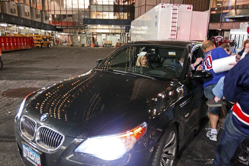 Marián Gáborík se v New Yorku vozí legendární supersportovní limuzínou BMW M5. Ta mu nabízí více než 500 koňských sil.