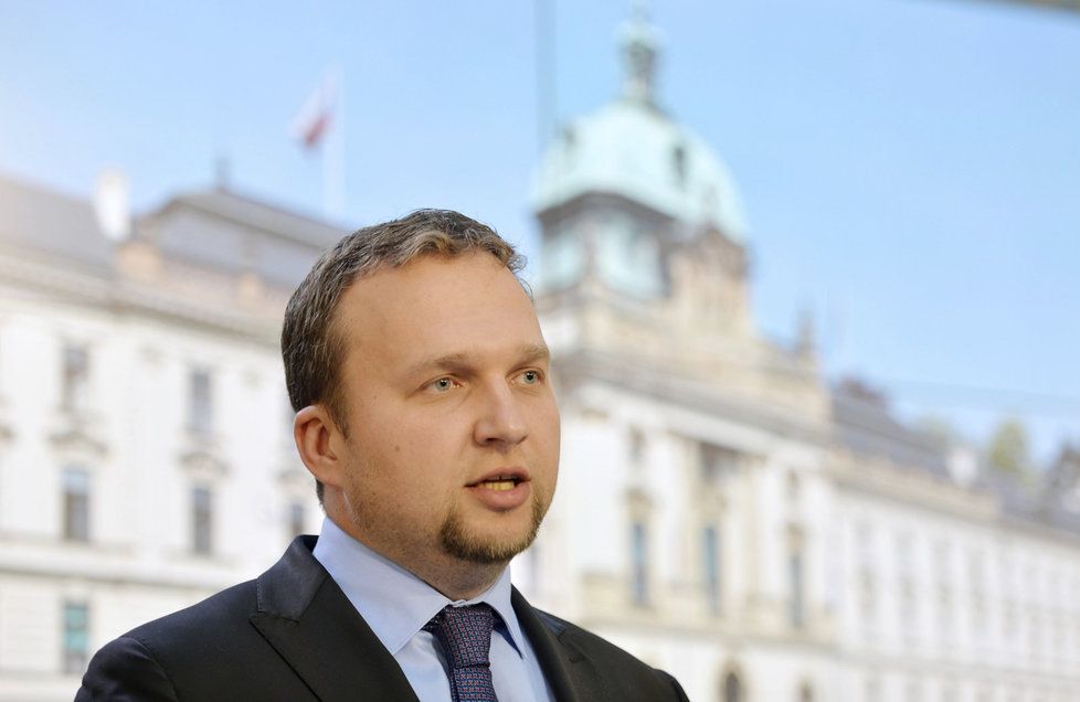 Marian Jurečka (KDU-ČSL) ještě neprozradil, kolik chyb udělalo ministerstvo zemědělství a kolik peněz to rezort bude stát.