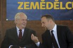 Ministr zemědělství Marian Jurečka (KDU-ČSL) a prezident Miloš Zeman na Zemi živitelce