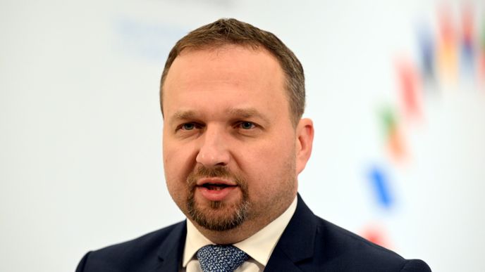 Mimořádná daň začne platit už letos, oznámil šéf vládních lidovců a vicepremiér Marian Jurečka