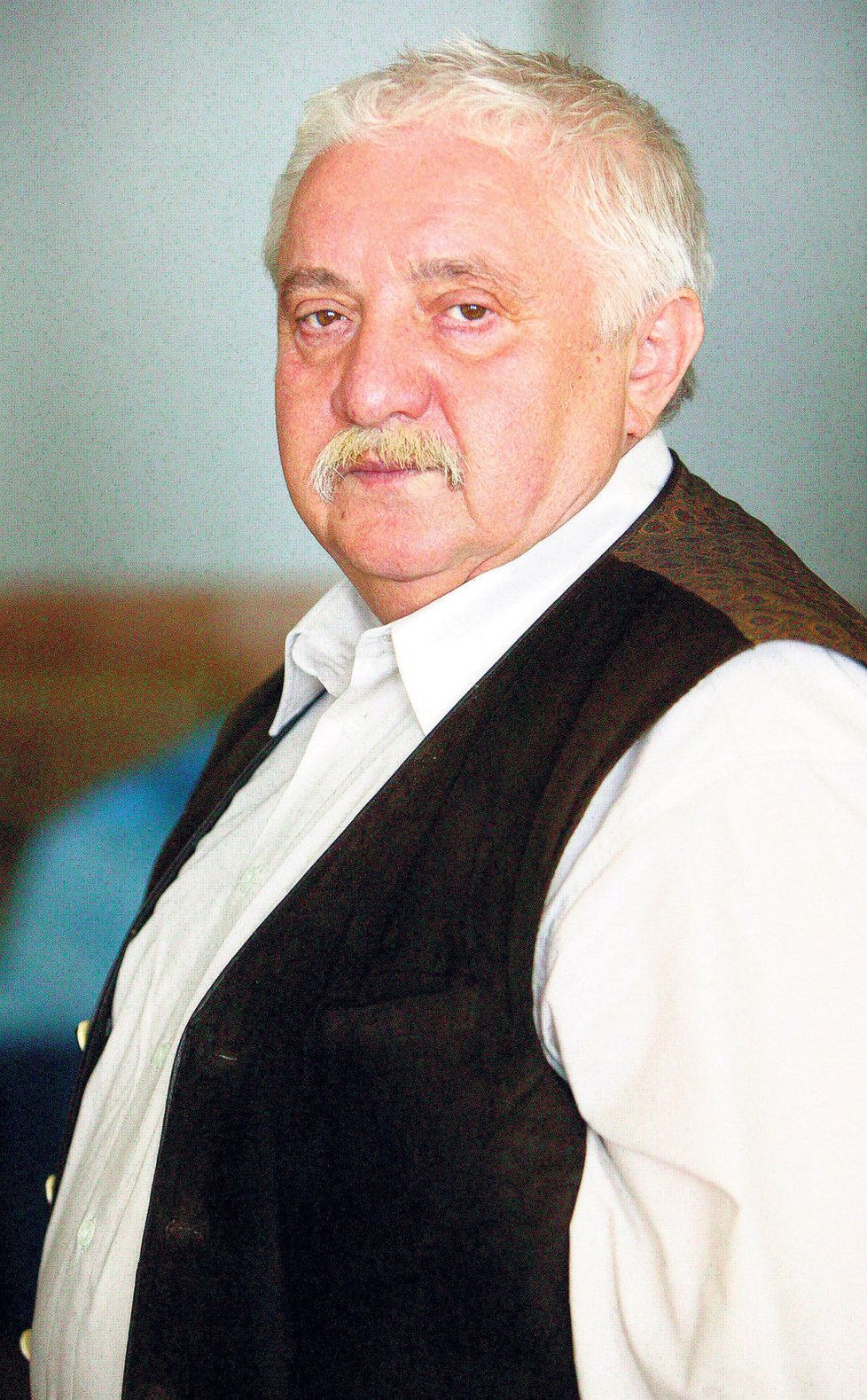 Labuda Basque GALERIE: Tři měsíce po smrti Labudy (†73): Jeho syn promluvil, proč už ...