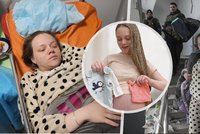 Při bombardování zraněná maminka: Porodila holčičku! Rusko blogerku označilo za najatou herečku