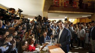 Katalánští exministři se politicky diskvalifikovali, řekl Rajoy. Kandidovat ale mohou