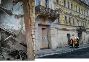 V dlouhodobě opuštěném bývalém hotelu Kavkaz na Goethově náměstí v Mariánských Lázních se zřítil strop.