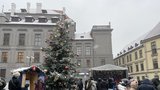 Vánoční trhy na Mariánském náměstí: Osmimetrový strom, svařák i nejdelší dopis Ježíškovi