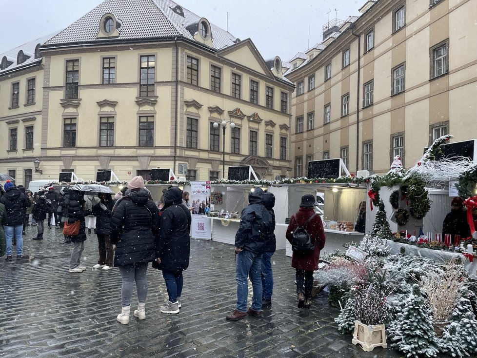 Vánoční trhy na Mariánském náměstí v Praze, 1. 12. 2023