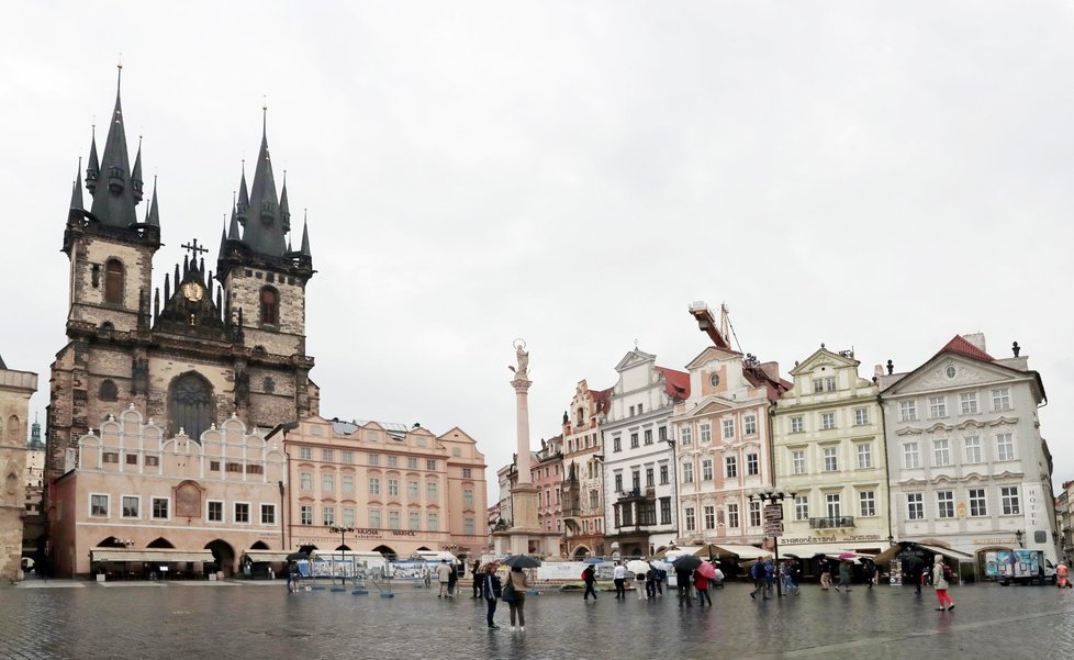 Mariánský sloup na Staroměstském náměstí vysochal Petr Váňa.