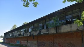 Zdevastovaný objekt bývalé restaurace Marica v Ostravě-Porubě se promění v bytovku se zhruba padesátkou bytů.