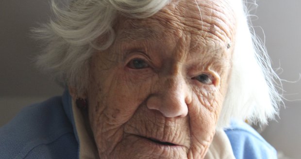Marie (101) v životní zpovědi: O mužích, sexu, zradě a lumpech v politice