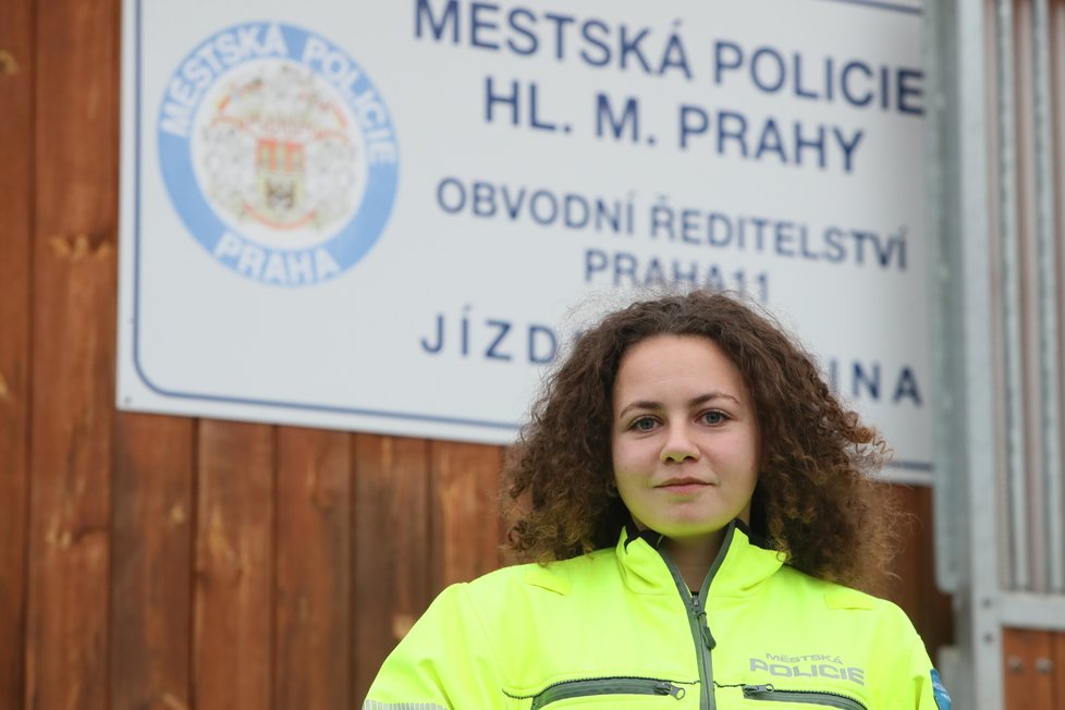 K městské policii Marii Bandasovou přivedla kromě jiného celoživotní láska ke koním.