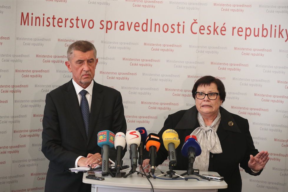 Marii Benešovou uvedl do úřadu ministryně spravedlnosti premiér Andrej Babiš (30.4.2019)