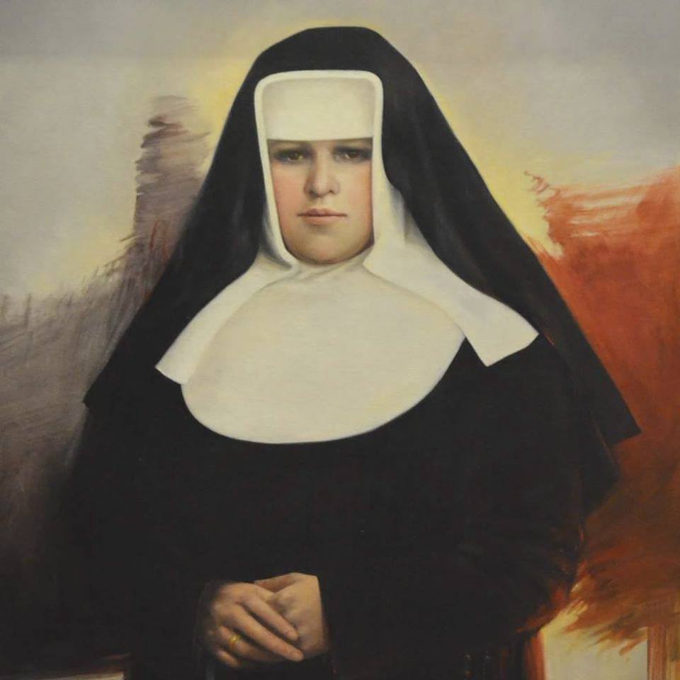 Marie Restituta Kafková (†49) na obraze, který visí v komunitním centru v Brně Lesné.