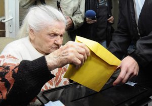 Marie Smejkalová se do posledních dnů zajímala o politiku a chodila volit