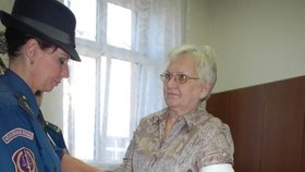 Důchodkyni Marii Vítovcové (61) hrozí za vraždu manžela až 15 let vězení.