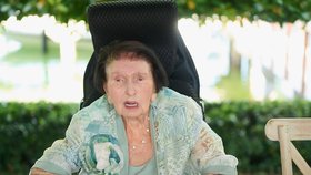 Oslava 100. narozenin Marie Zelníčkové u vnučky Ivanky (26. 9. 2026)