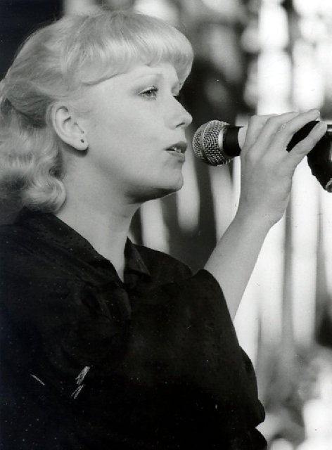 Marika Gombitová během vystoupení na hudebním festivalu Bratislavská lyra 22. 5. 1980