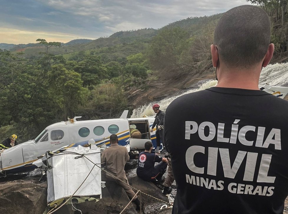 Při leteckém neštěstí zemřela populární brazilská zpěvačka Marília Mendonçaová.