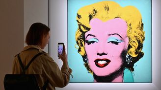 Portrét Marilyn Monroe od Andyho Warhola se vydražil za rekordních 195 milionů dolarů