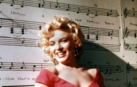 Tajné fotky sexbomby: Růžový sen Marilyn Monroe (†36)