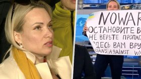 Ruská novinářka Marina Ovsjannikovová, která protestovala v ruské televizi.