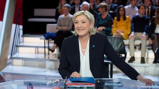Le Penová má „Boží plán“ pro Francii: Vystoupit z EU, zrušit euro, izolovat islamisty, omezit migraci