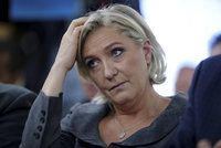 Le Penové to spočítal europarlament: Udělala nám škodu 135 milionů, tvrdí
