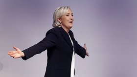 Evropský parlament zbavil Marine Le Pen imunity.