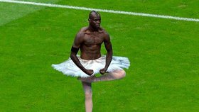 Baletka Balotelli v pokračování thrilleru Černá labuť