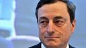 Dosluhující italský premiér Mario Draghi