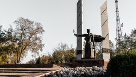 Památník 2. světové války v Mariupolu, 2014