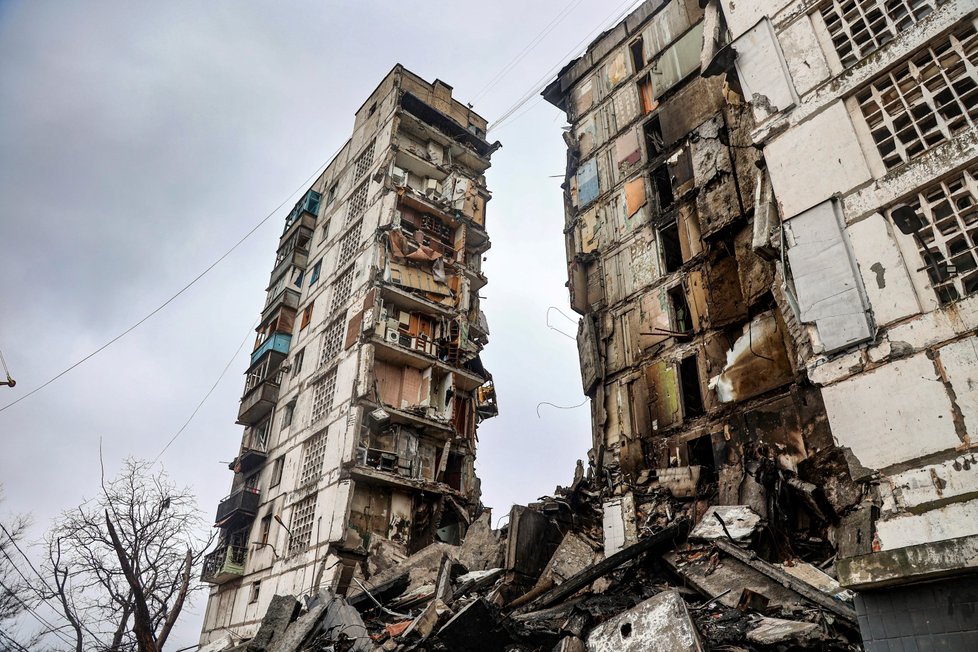 Pohled do zničeného Mariupolu (13.4.2022)