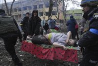 Война в Украине 2022: Чудовищный авиаудар по роддому! Путин проводит геноцид украинцев