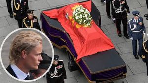 Kontroverzní vnuk krále Haralda na pohřbu! Marius odsouzený za znásilnění dostal propustku Kontroverzní vnuk krále Haralda na pohřbu! Marius odsouzený za znásilnění dostal propustku