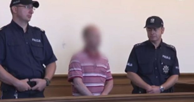 Mariusz Sz. byl za znásilňování manželky a dcer poslán do vězení na 25 let.