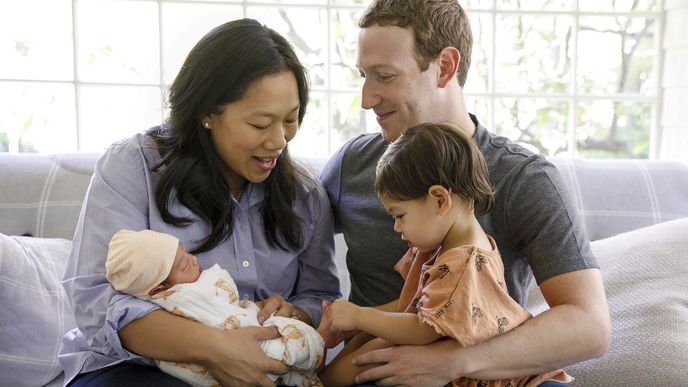 Mark Zuckerberg, jeho žena Priscilla Chanová a dcery August a Maxima