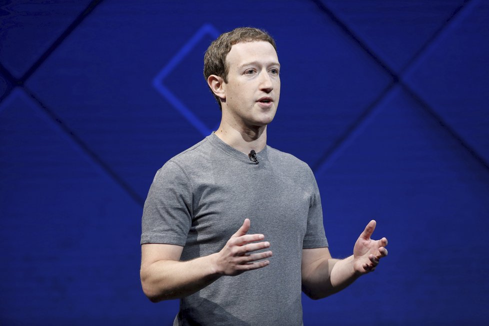 Mark Zuckerberg přiznal, že průšvihy Facebooku jsou jeho chybou.