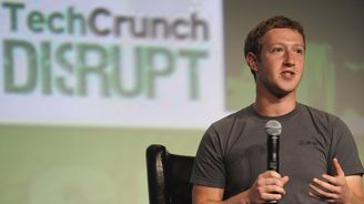 Facebook čelí vyšetřování kvůli zneužití dat ve volebních kampaních, vysvětlení žádá i Jourová