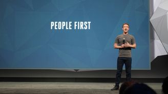 Facebook opouštějí manažeři. Odmítli novou Zuckerbergovu strategii