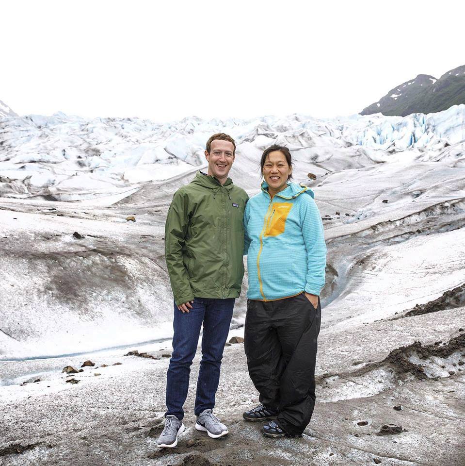 Mark Zuckerberg a jeho žena Priscilla na Aljašce