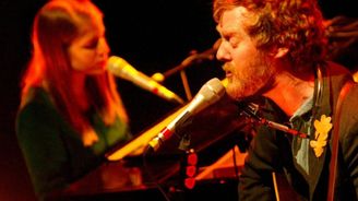 Zemřel irský zpěvák Glen Hansard. Havaroval v Dublinu na motorce Zemřel irský zpěvák Glen Hansard. Havaroval v Dublinu na motorce