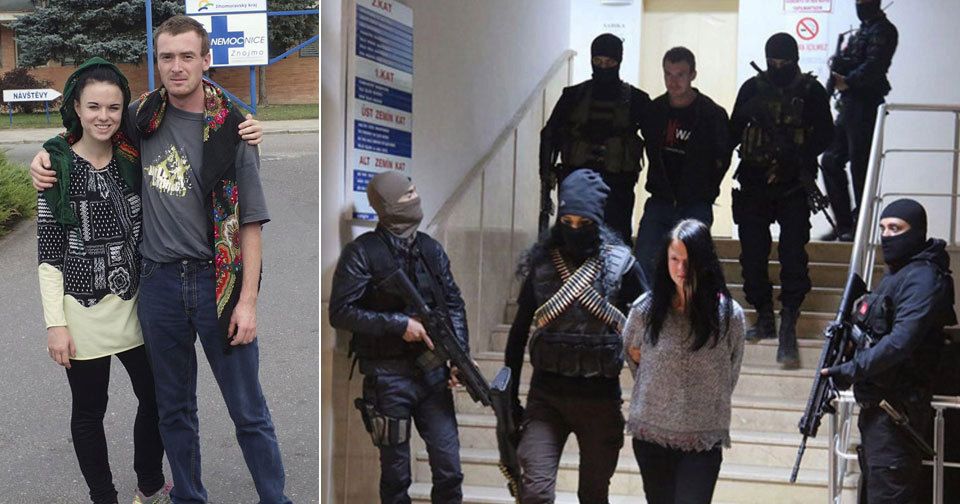 Češi zadržení v Turecku jsou obvinění z poskytování zbraní.