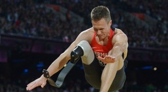Nový Pistorius? Německý dálkař bez nohy chce na olympiádu