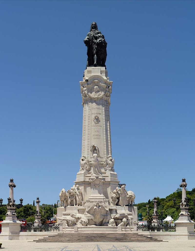 Socha markýze de Pombala v Lisabonu.
