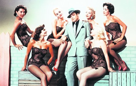 Brando byl idolem žen nejen ve filmu Frajeři a saze z roku 1955.