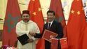 Marocký král Mohammed VI. a čínský prezident Si Ťin-pching při podpisu dohody
