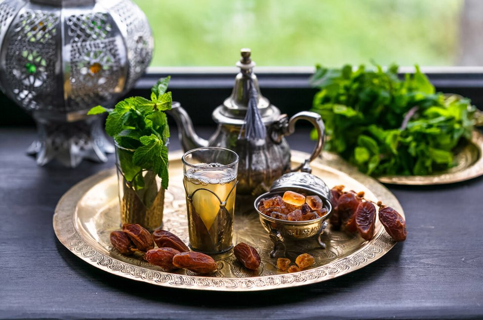 jestli něco musíte v Maroku ochutnat, tak je to mátový čaj!
