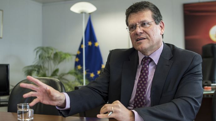 Místopředseda Evropské komise Maroš Šefčovič řekl, že EU je připravena odpovědět na jednostranné porušení dohody o brexitu všemi dostupnými prostředky.