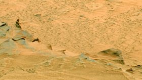 „Socha“ ženy na Marsu