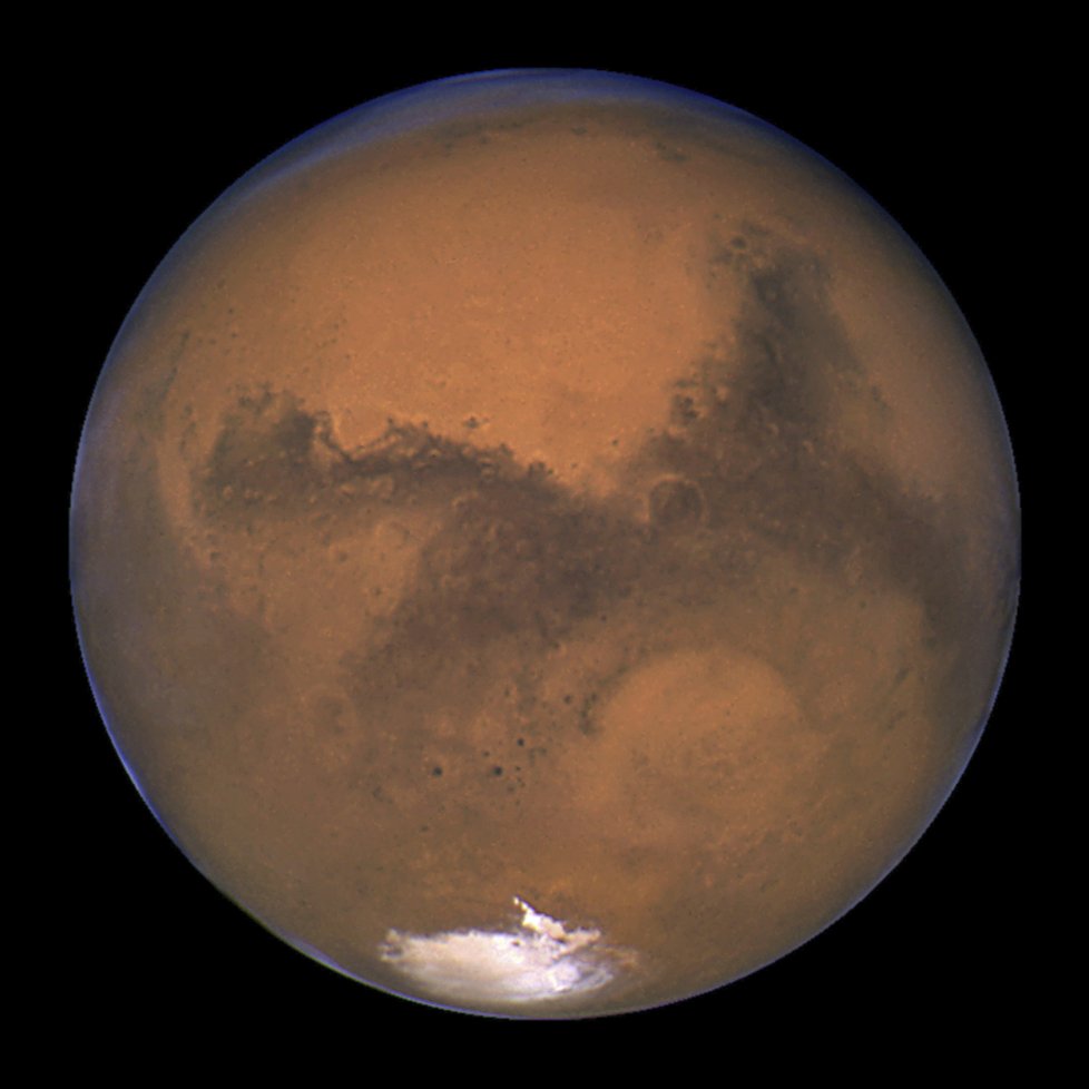 Vědci zjistili, že hluboko v půdě Marsu se nachází velké solné jezero, kde může existovat život